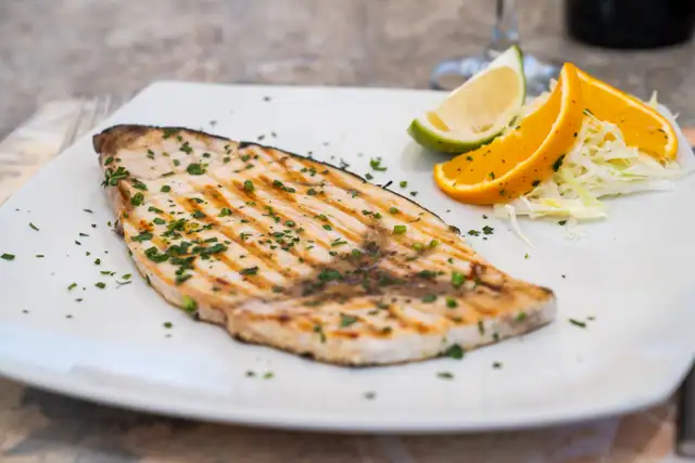 Pesce spada alla griglia / panato